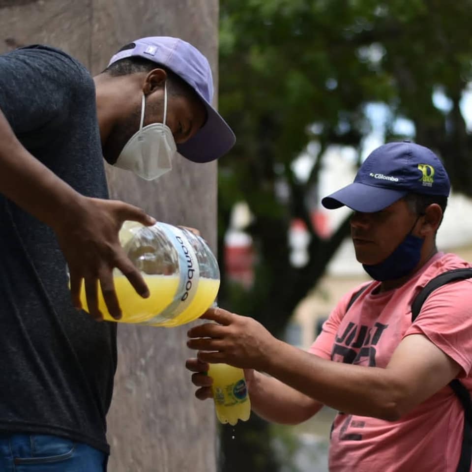 Césinha: Boas Ações com a UmDeNós